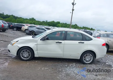 2010 Ford Focus Se z USA, uszkodzony, nr VIN 1FAHP3FN4AW199786